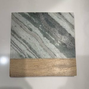STUNNING! Marble and wood small cheese board, candle holder, decorative object!